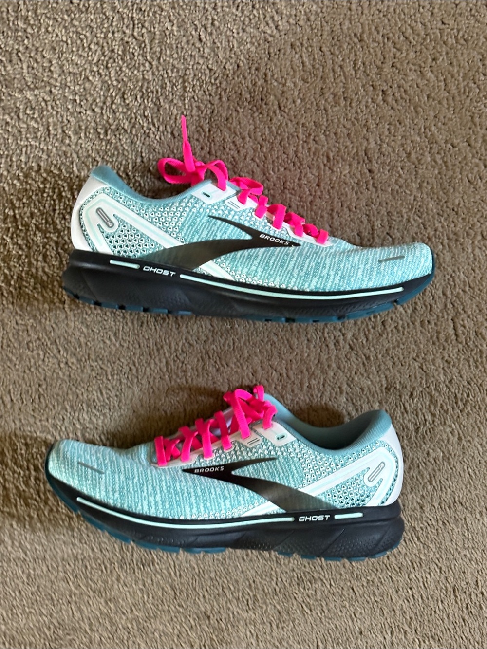 Brooks Women's Ghost Running Shoes - Teal with Hot Pink Laces